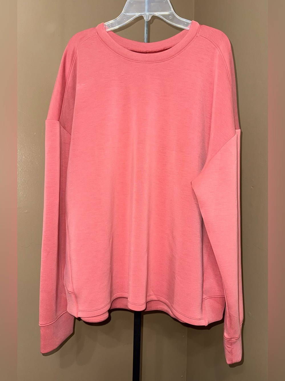 NWOT ALASKAN HARDGEAR by Duluth Trading co. Crewneck Sweatshirt. Size XL.